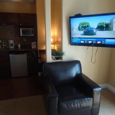 Bayside Inn & Waterfront Suites Kingston Kamer foto