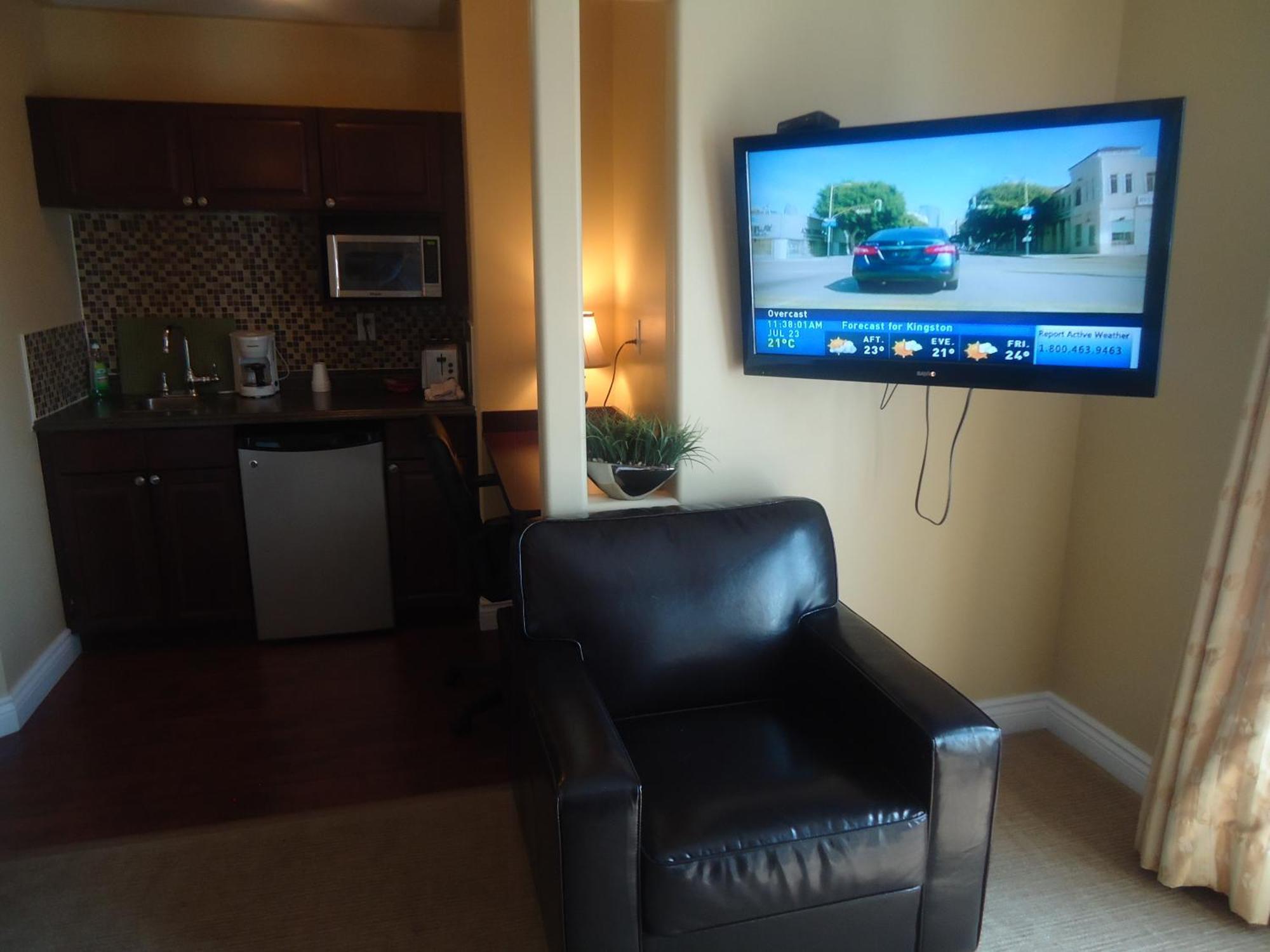 Bayside Inn & Waterfront Suites Kingston Kamer foto