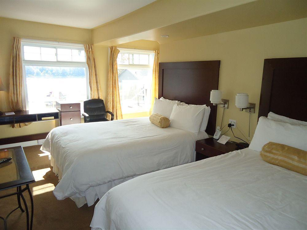 Bayside Inn & Waterfront Suites Kingston Buitenkant foto